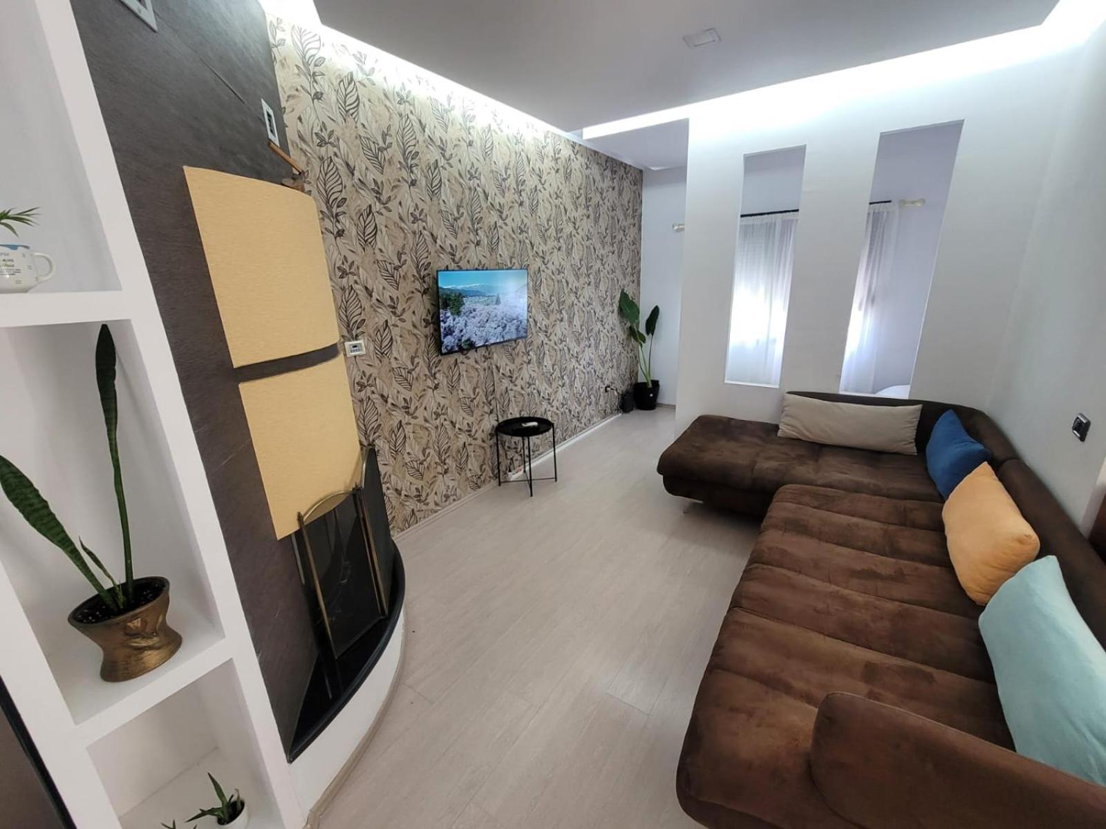 An Apartment With Fireplace Tiranë Ngoại thất bức ảnh